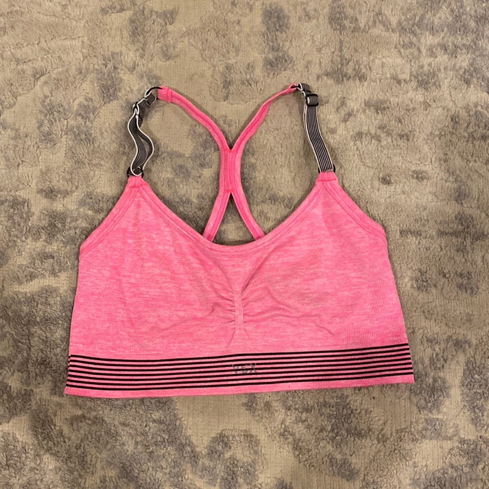 VS SPORT BRA 💕 super cute